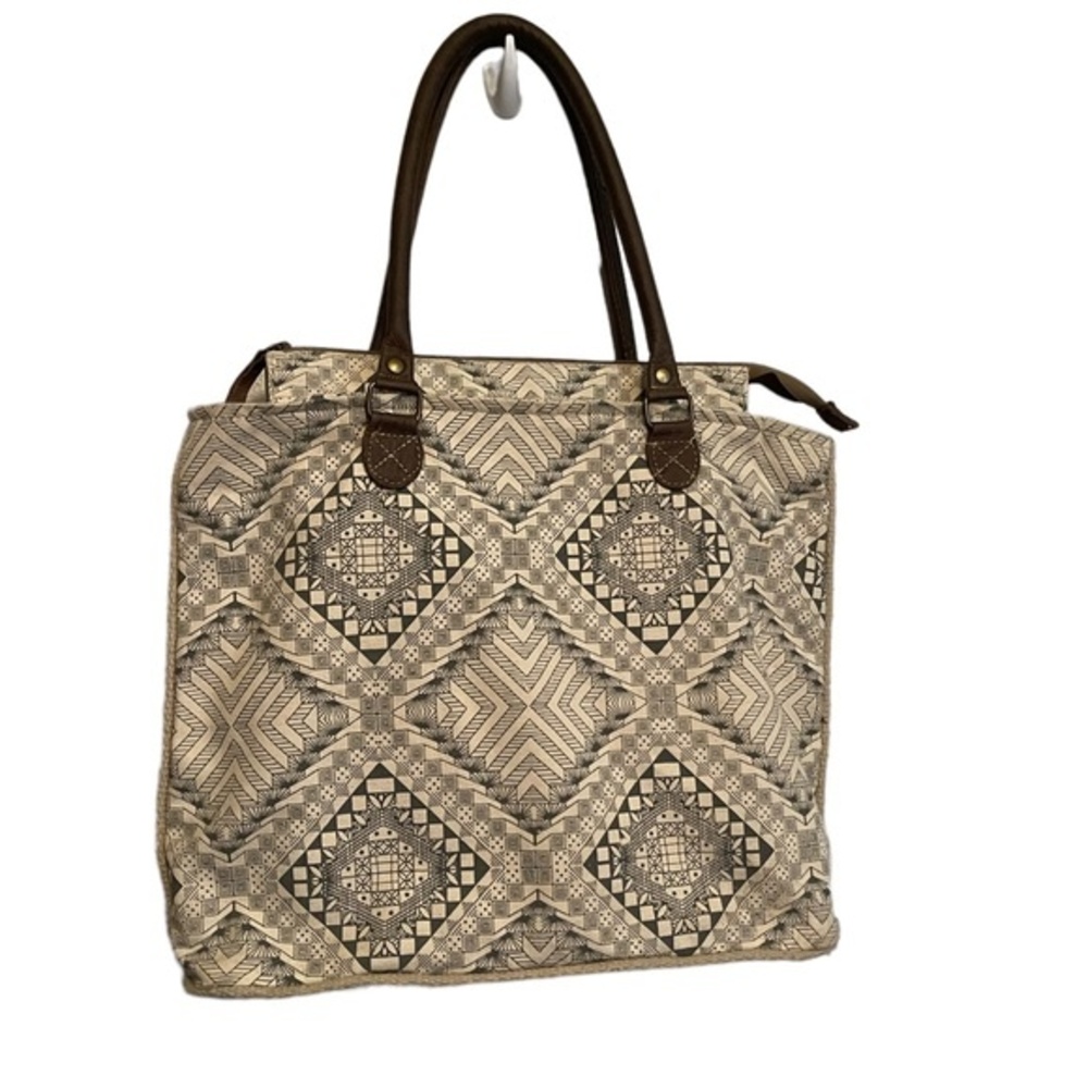 Myra Canvas Tote, Leather straps, Large